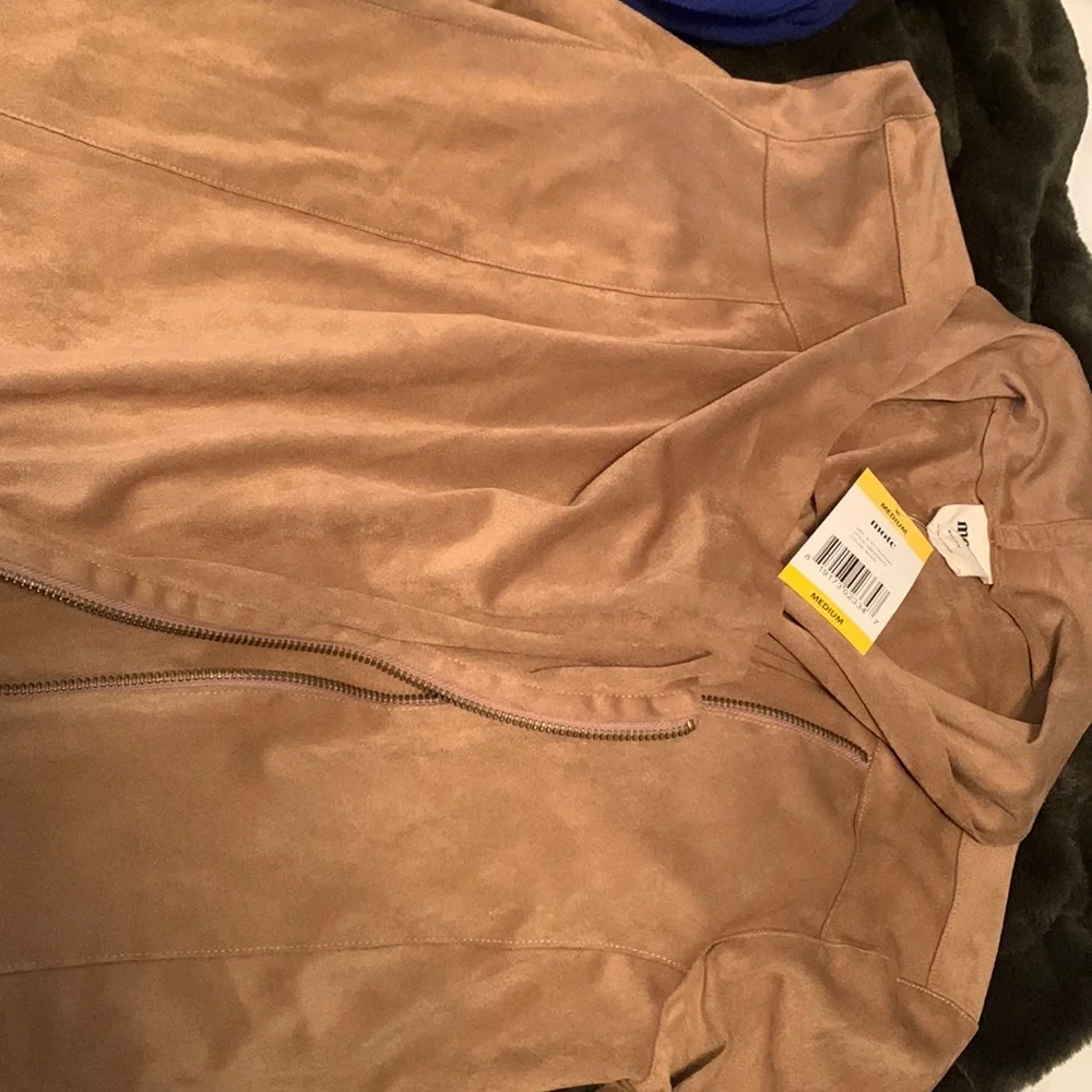 Tan jacket - Picture 1 of 2